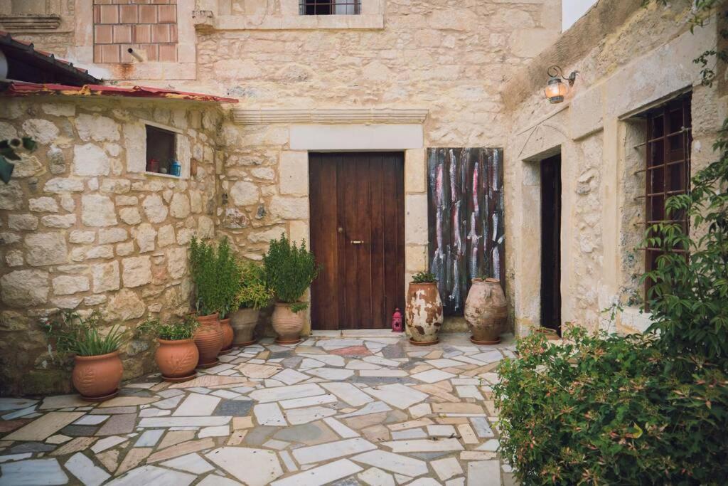 The Royal Stonehouse : Sophia Villa Vasiliki  Luaran gambar